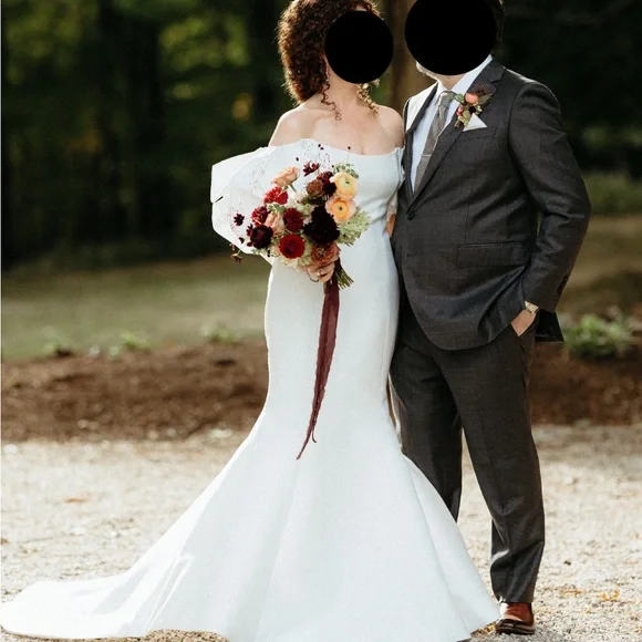 Monique Lhuillier “Admire” Silk Mikado Off-Shoulder Trumpet Gown